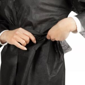 Kimono Parrucchiere monouso in TNT nero - Confezione da 10 pezzi. - immagine 2
